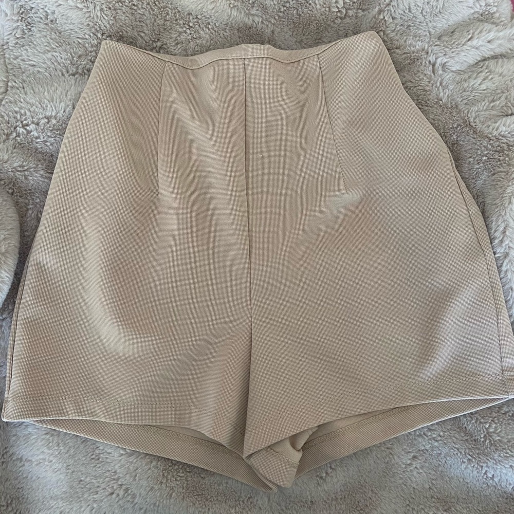 High waist shorts